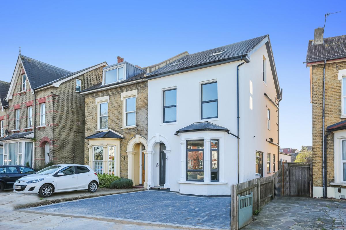 Portland Road Image