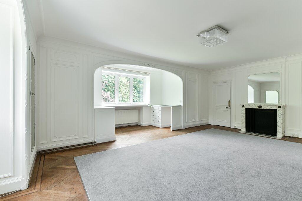 Kingsmanor Image