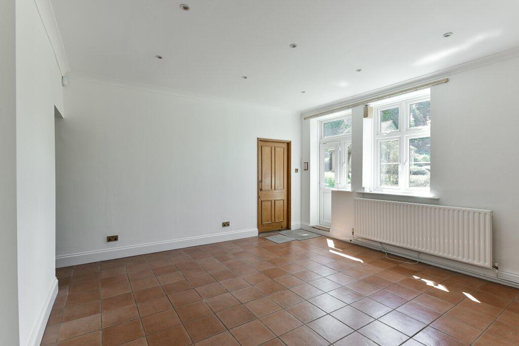 Kingsmanor Image