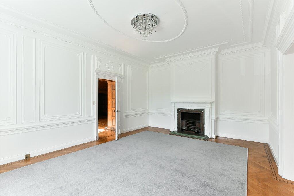 Kingsmanor Image
